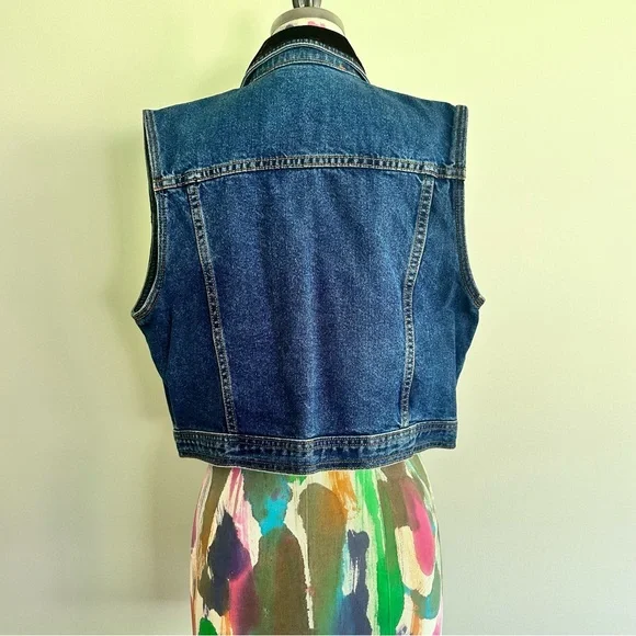 🤠 Vintage Caché Denim Animal Print Button Front Vest - Picture 5 of 5